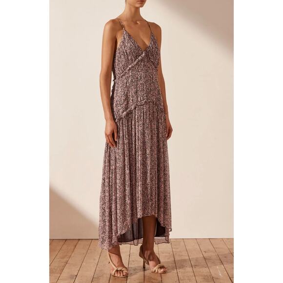 Shona Joy Dresses & Skirts - NWT! Shona Joy Cynthia Plunged Relaxed Maxi Dress